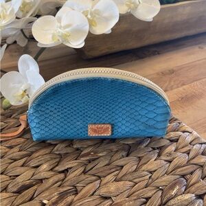 Consuela Indy Medium Domed Cosmetic